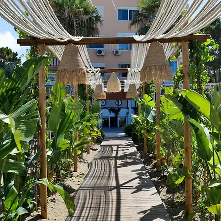 Pampas Duplex Hotel