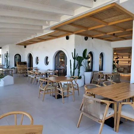Hotel Pampas Duplex Kryemedhej